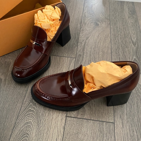 Tod’s loafers - Picture 1 of 4